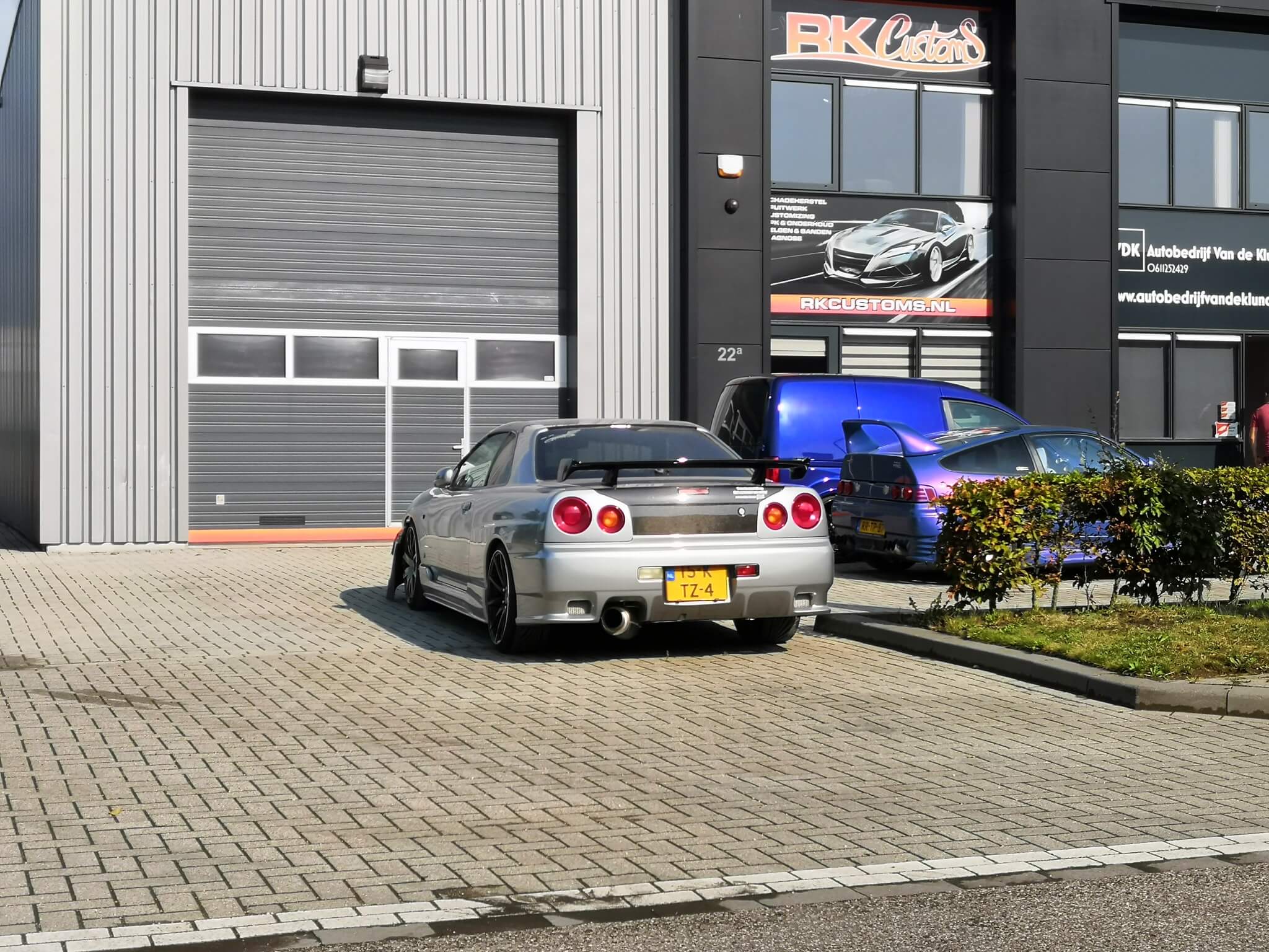 15-KTZ-4: NISSAN SKYLINE uit 1997