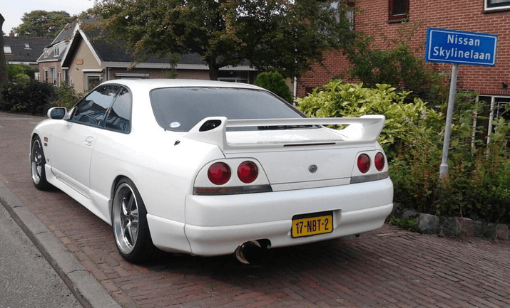 17-NBT-2: NISSAN SKYLINE GT-R uit 1996