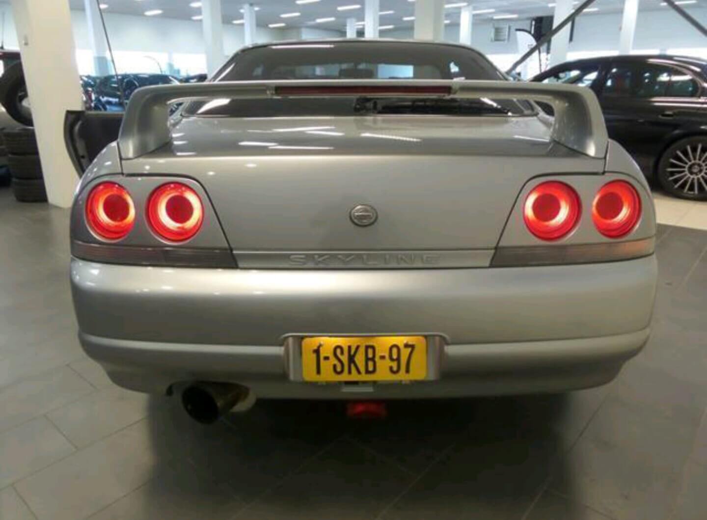 1-SKB-97: NISSAN SKYLINE uit 1996