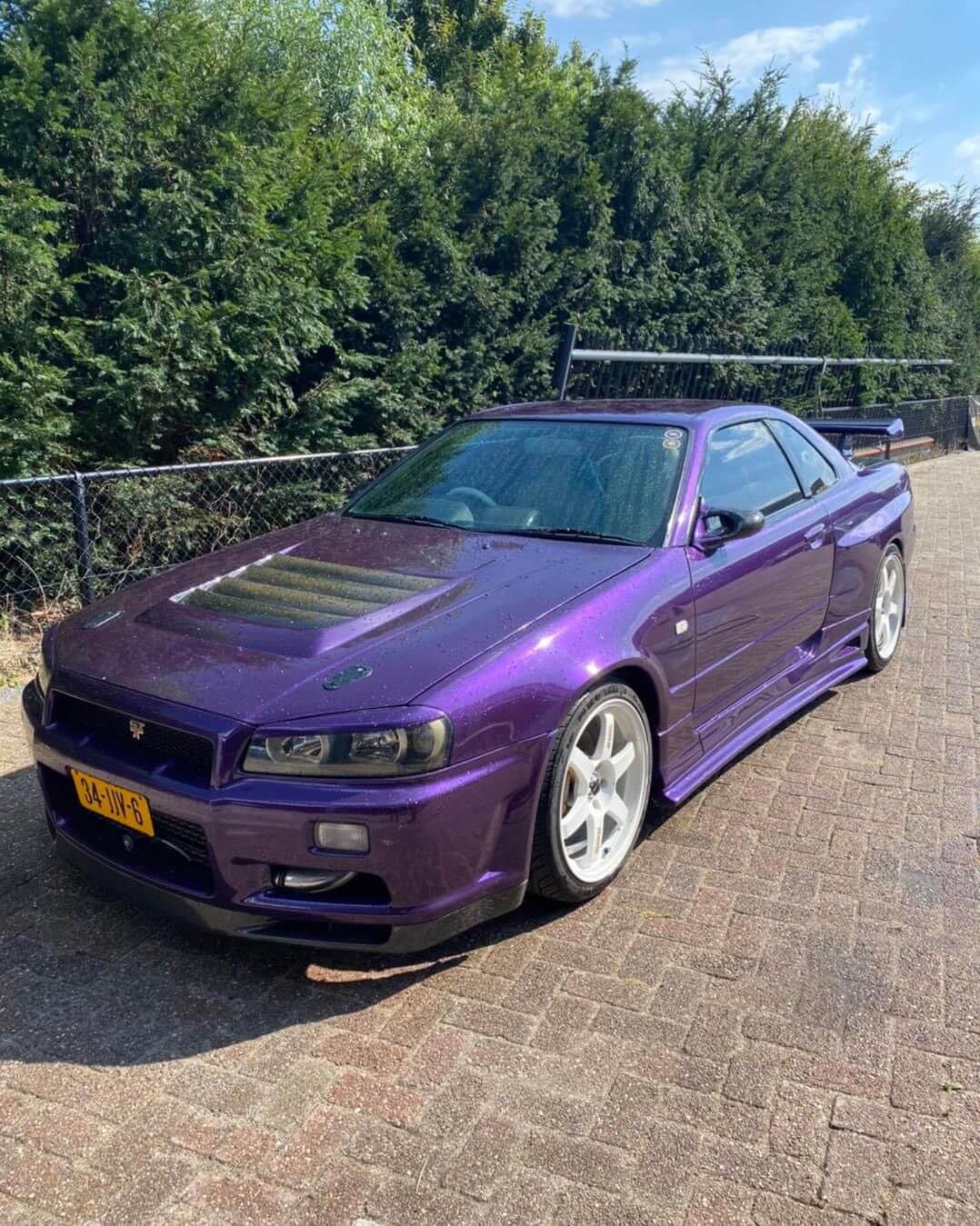 34-JJV-6: NISSAN SKYLINE uit 1999