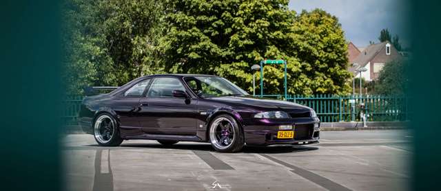 35-GLZ-5: NISSAN SKYLINE uit 1996