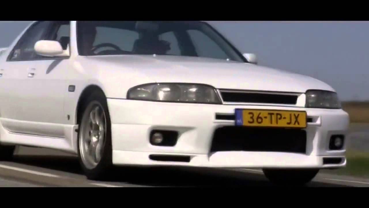 36-TP-JX: NISSAN SKYLINE GTS-4 uit 1995