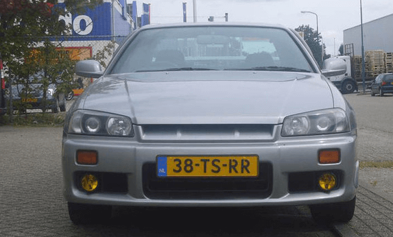 38-TS-RR: NISSAN SKYLINE GT-T uit 1998
