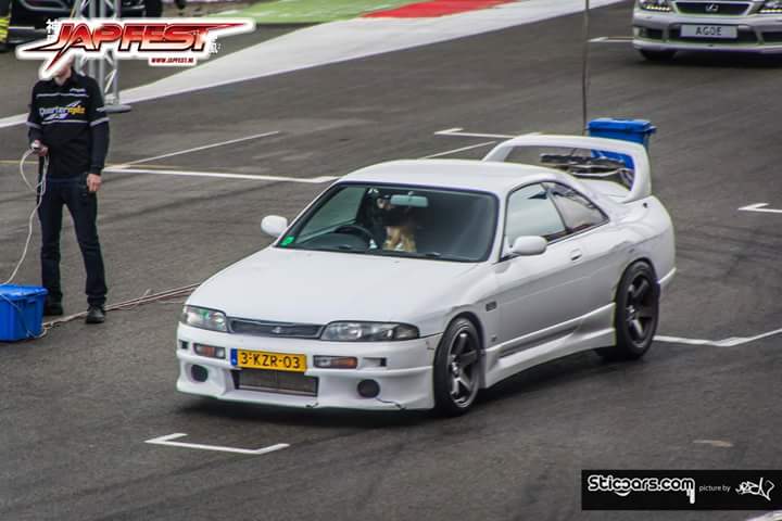 3-KZR-03: NISSAN SKYLINE uit 1995