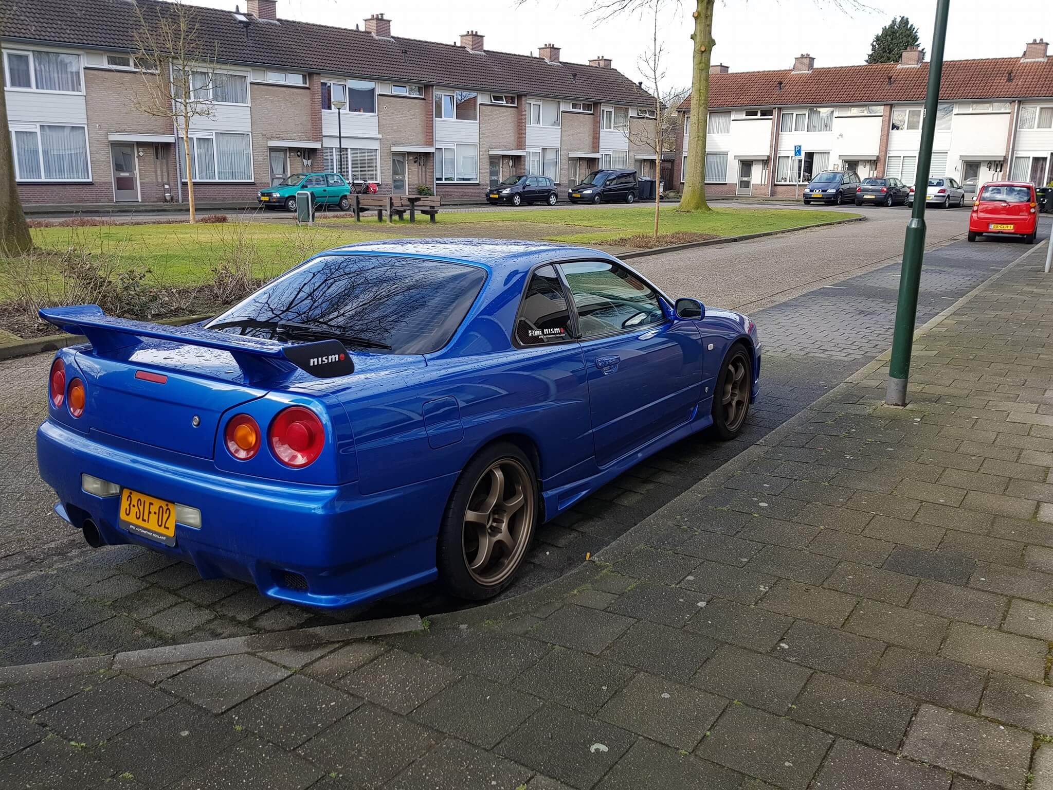 3-SLF-02: NISSAN SKYLINE GT uit 1999