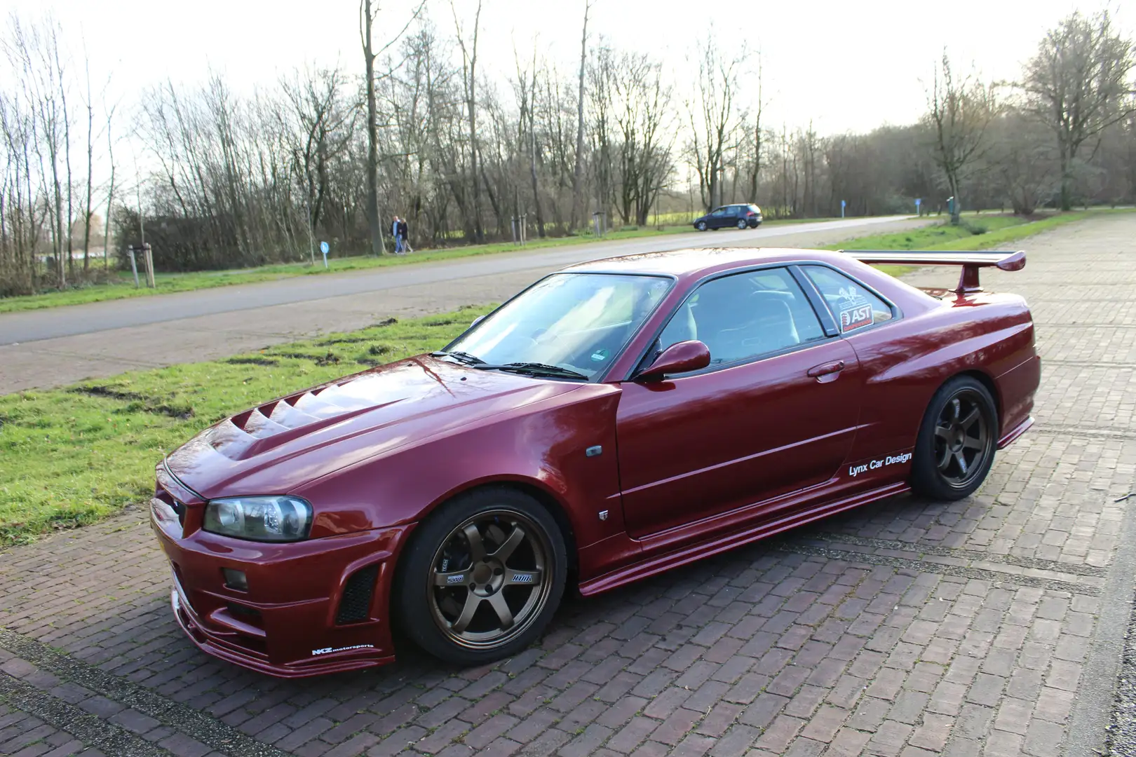 43-TZ-LJ: NISSAN SKYLINE R34-GTR V-SPEC uit 2001