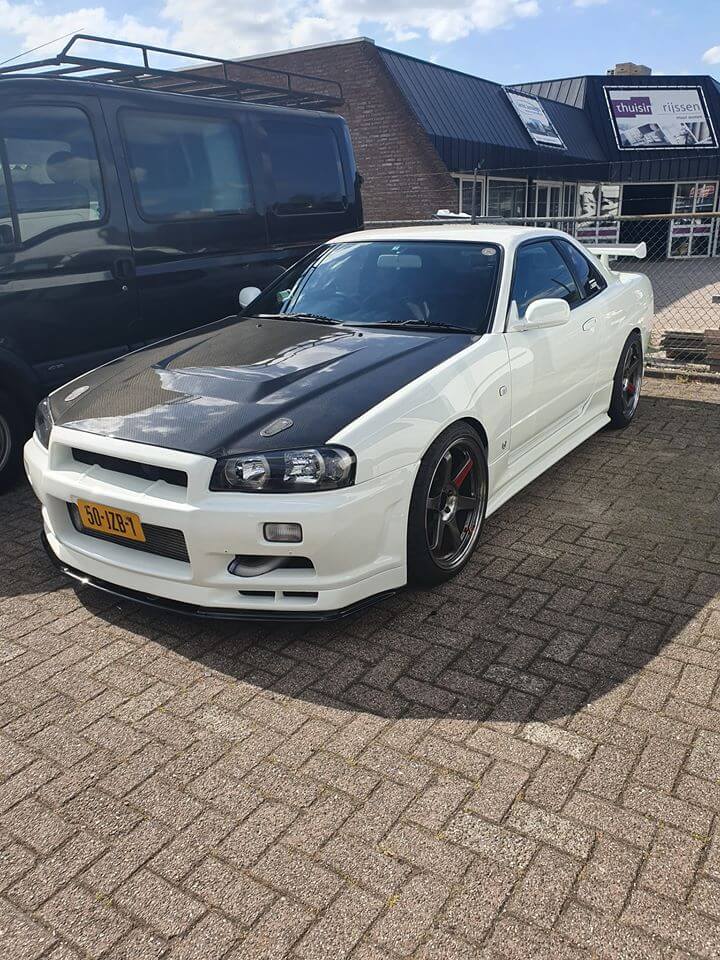 50-JZB-1: NISSAN SKYLINE uit 1998