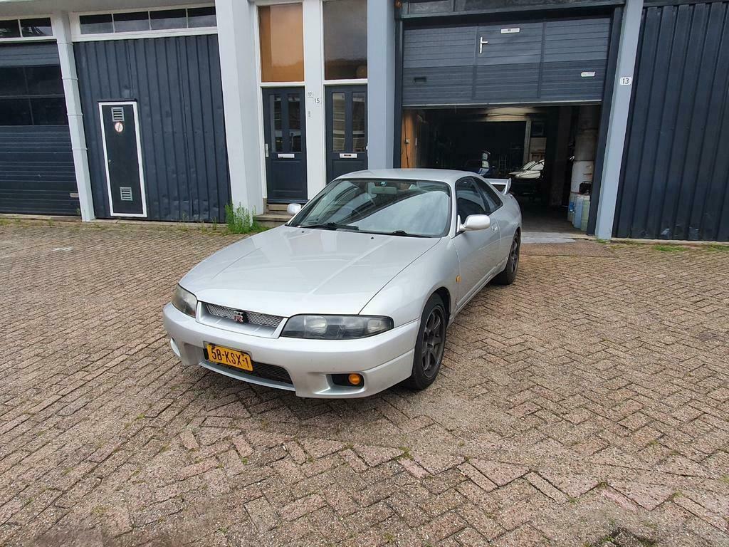 58-KSX-1: NISSAN SKYLINE uit 1995