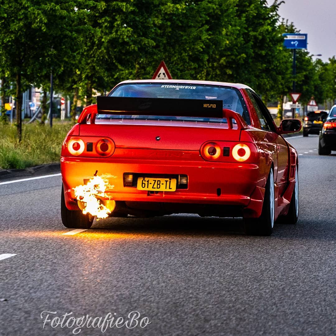 61-ZB-TL: NISSAN SKYLINE R32 GTS-T uit 1991