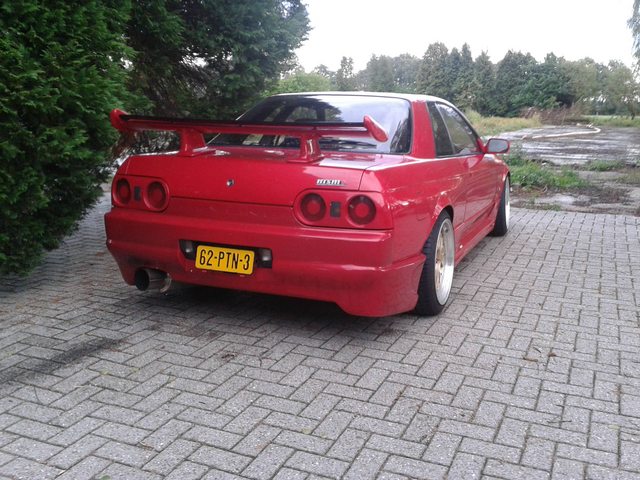 62-PTN-3: NISSAN SKYLINE uit 1991