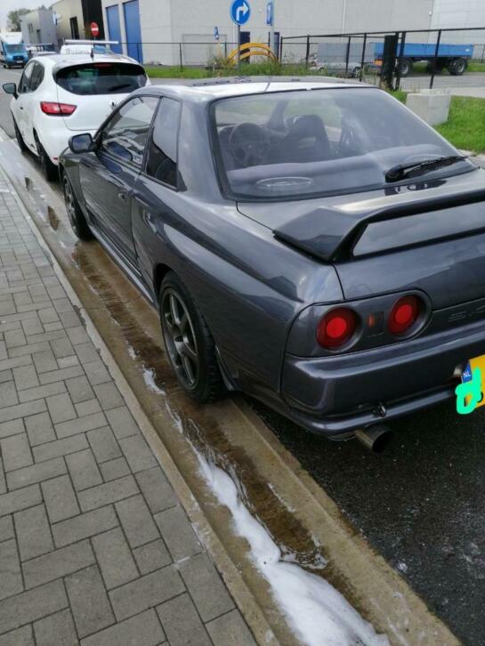 62-SKV-5: NISSAN SKYLINE GT-R uit 1992