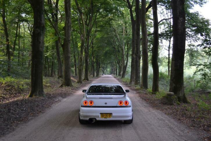 66-LVL-2: NISSAN SKYLINE uit 1997