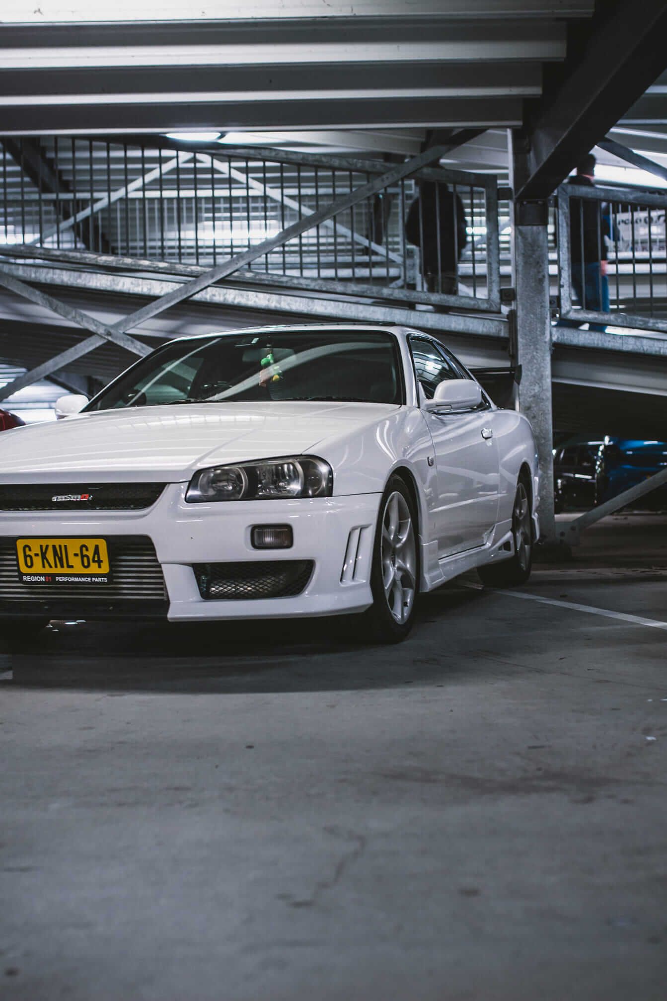 6-KNL-64: NISSAN SKY LINE R34 GTT uit 1997