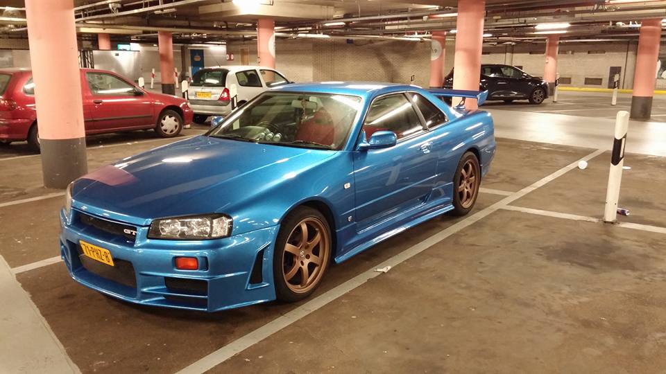 71-PHZ-8: NISSAN SKYLINE GT uit 1999