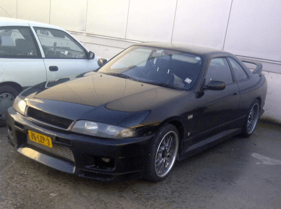 76-LZP-3: NISSAN SKYLINE uit 1994