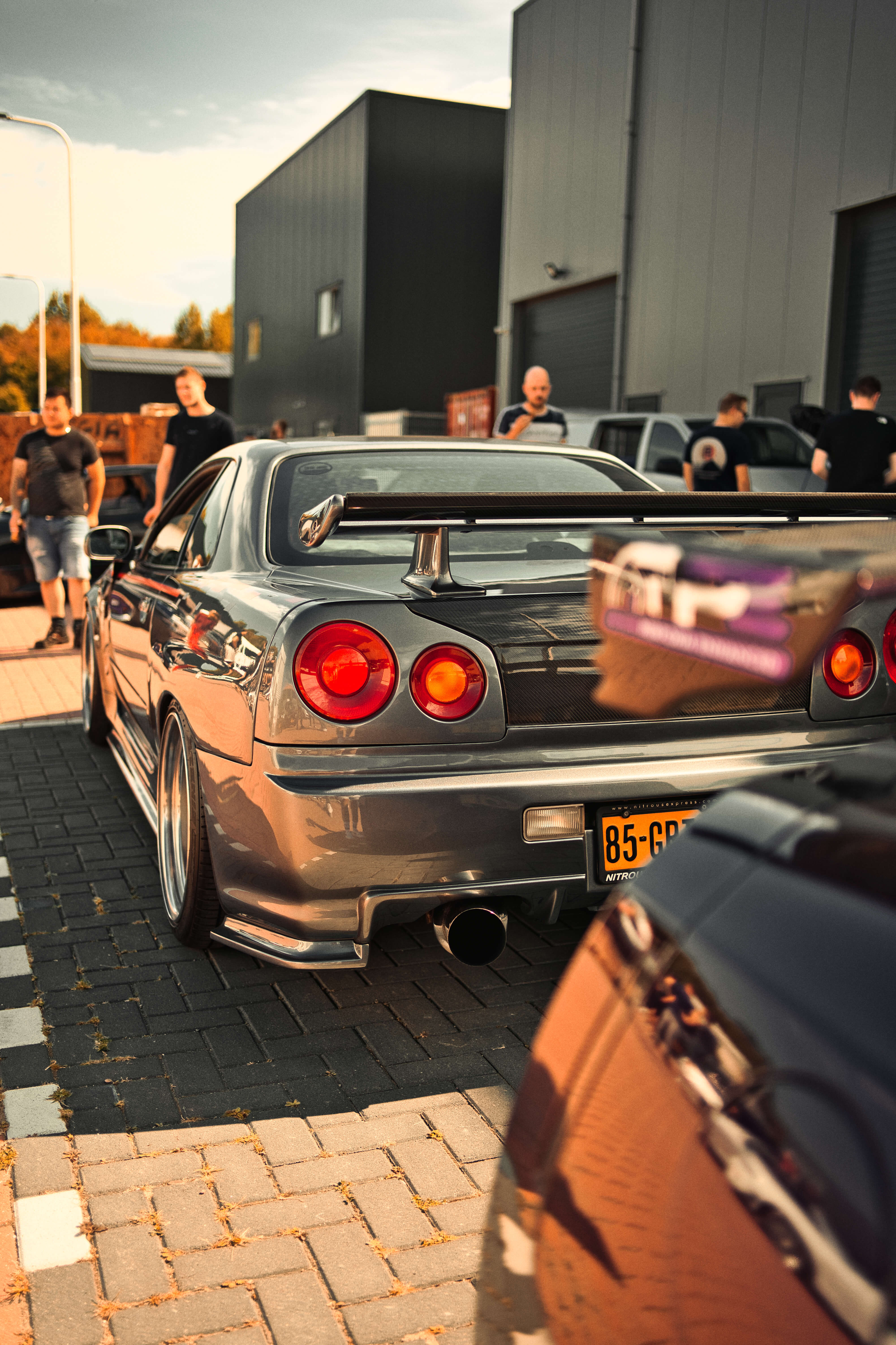 85-GRT-3: NISSAN SKYLINE uit 1998