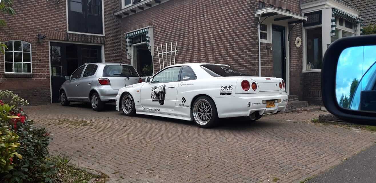 85-KNN-8: NISSAN SKYLINE GT-R uit 1998