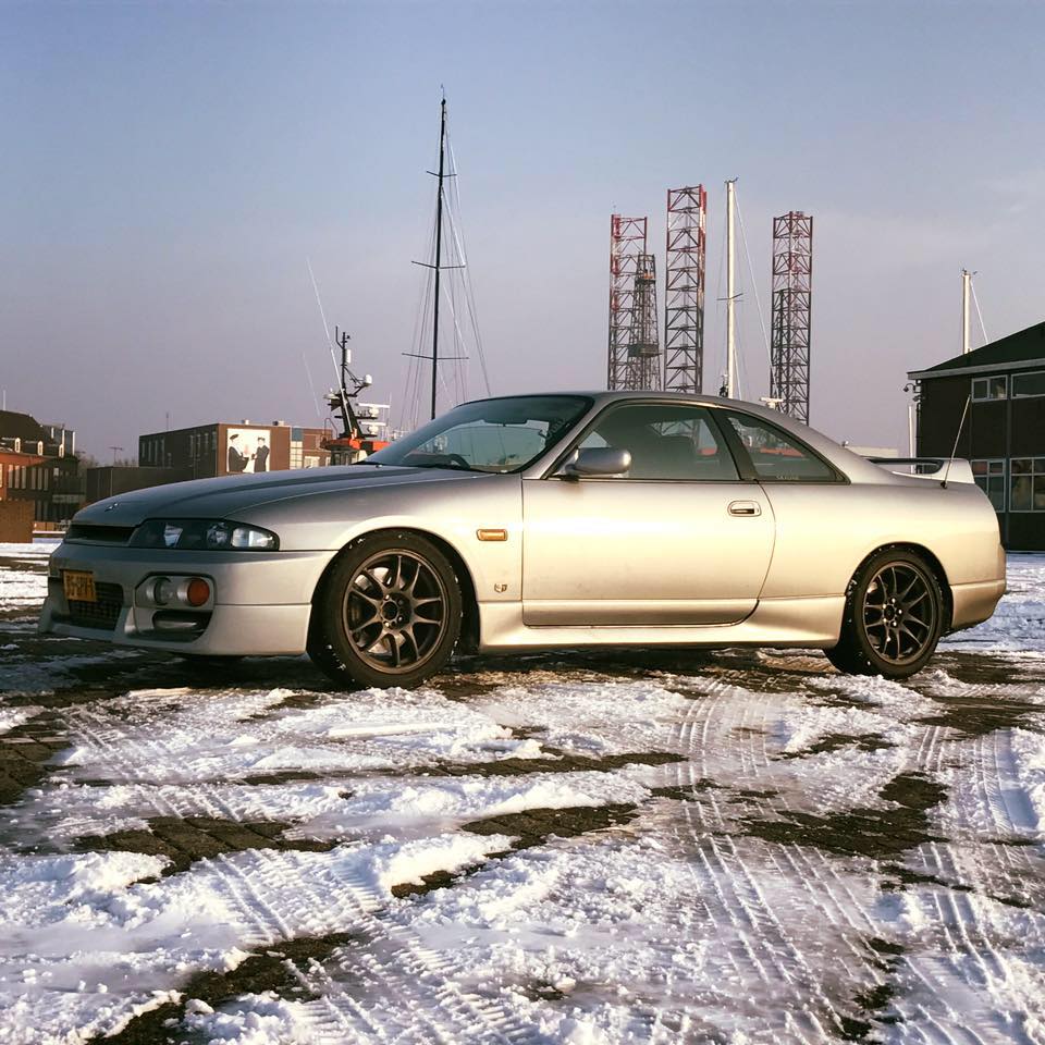 95-GPV-1: NISSAN SKYLINE uit 1996