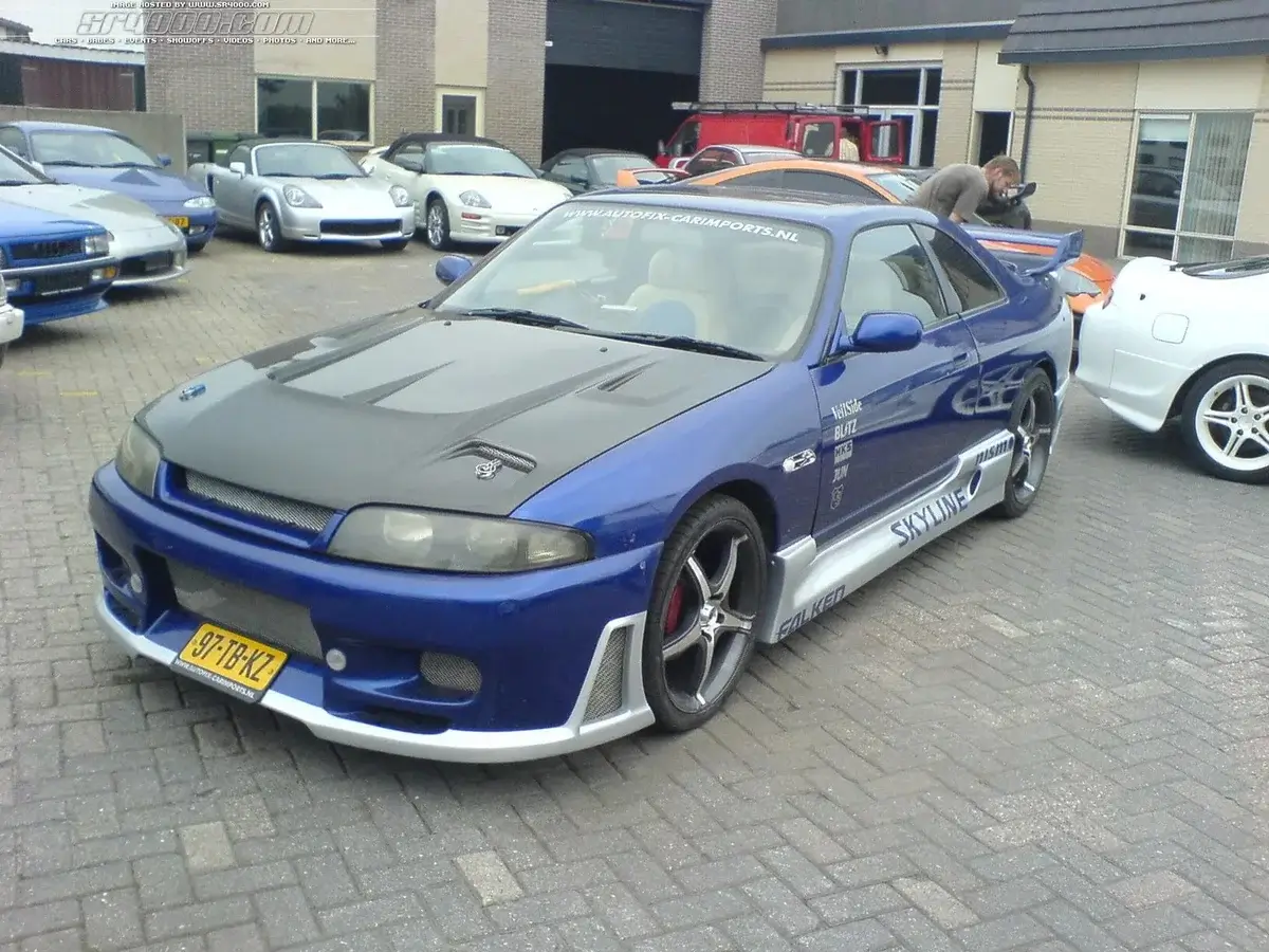 97-TB-KZ: NISSAN SKYLINE GTS-TURBO uit 1993