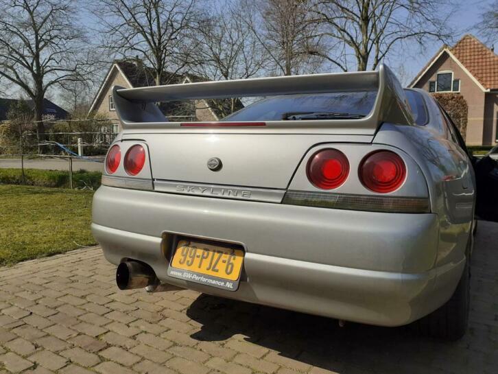 99-PJZ-6: NISSAN SKYLINE uit 1996