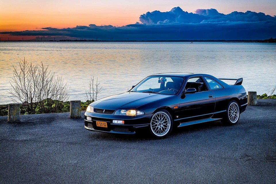 GD-152-X: NISSAN SKYLINE uit 1993