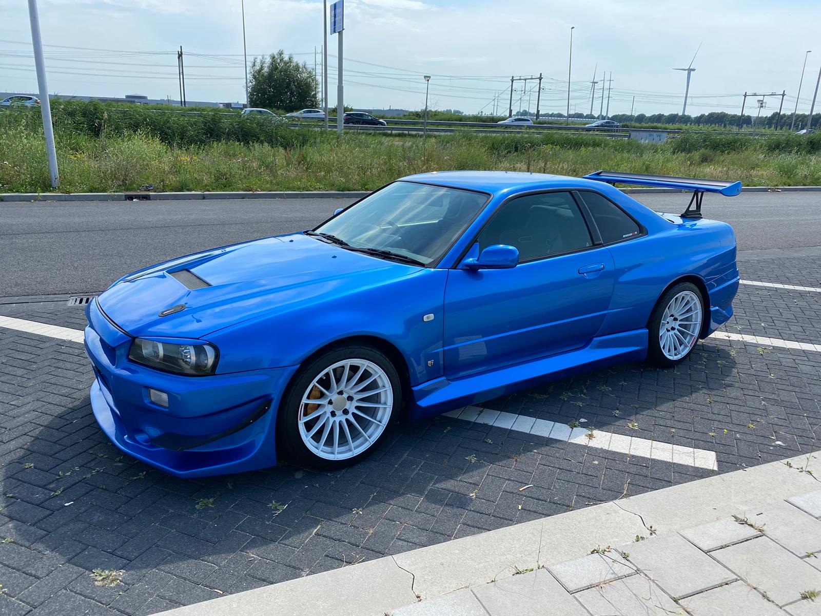 H-119-FX: NISSAN SKYLINE GT-R uit 1999