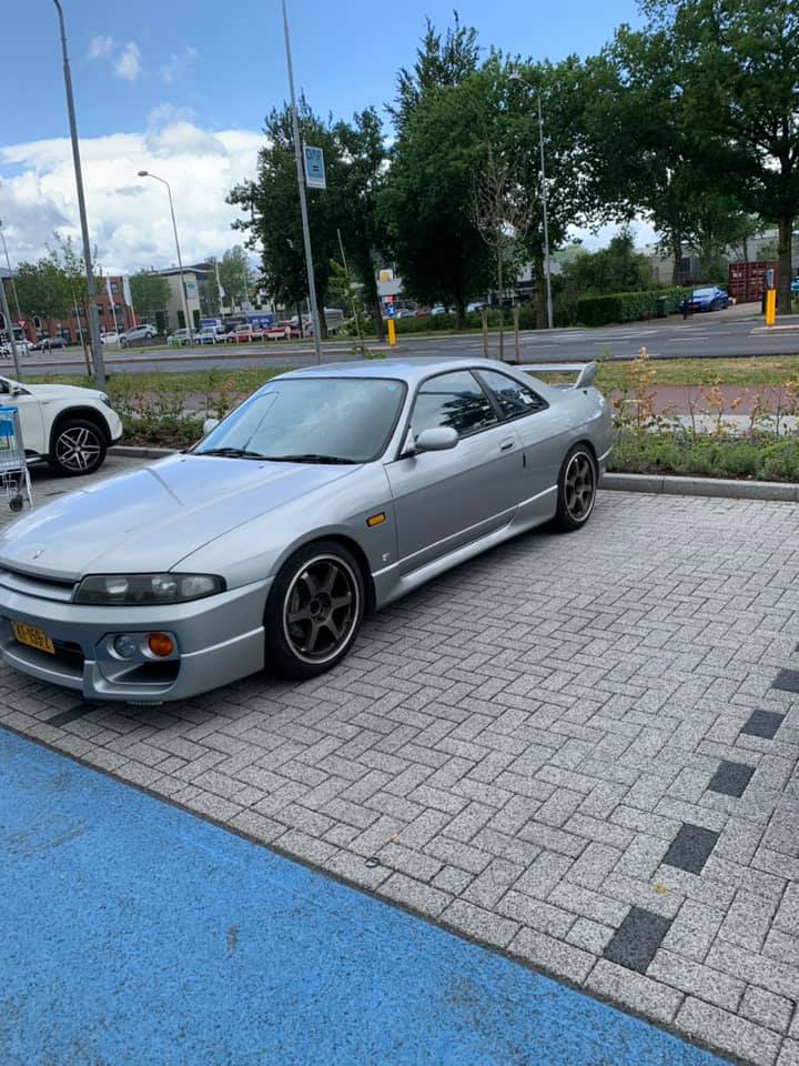 KF-159-Z: NISSAN SKYLINE uit 1997