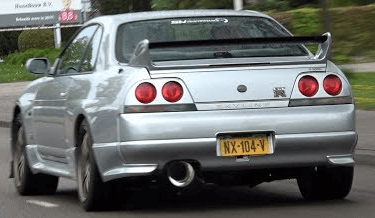 NX-104-V: NISSAN SKYLINE GT-R uit 1995