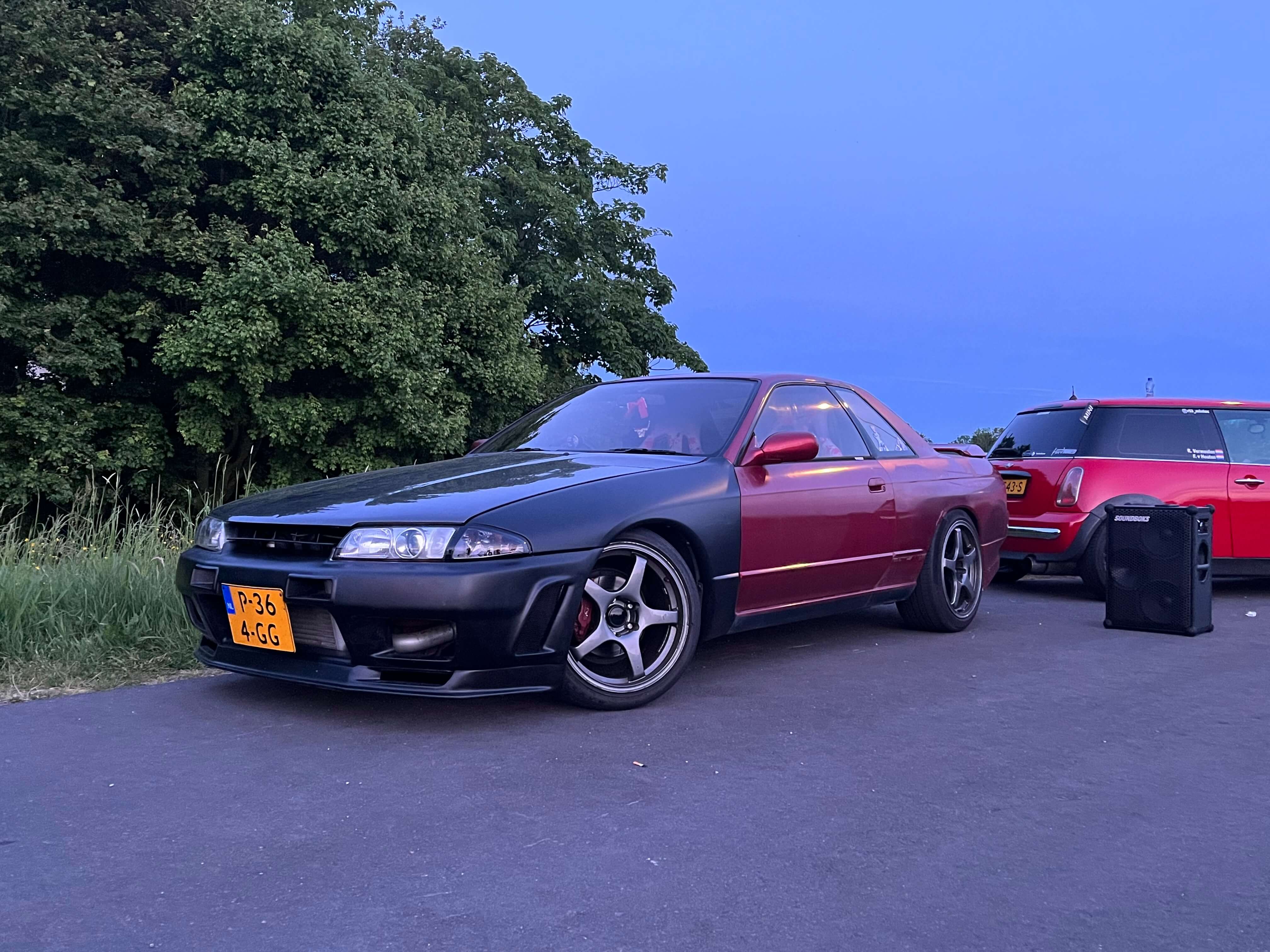 P-364-GG: NISSAN SKYLINE R32 uit 1990