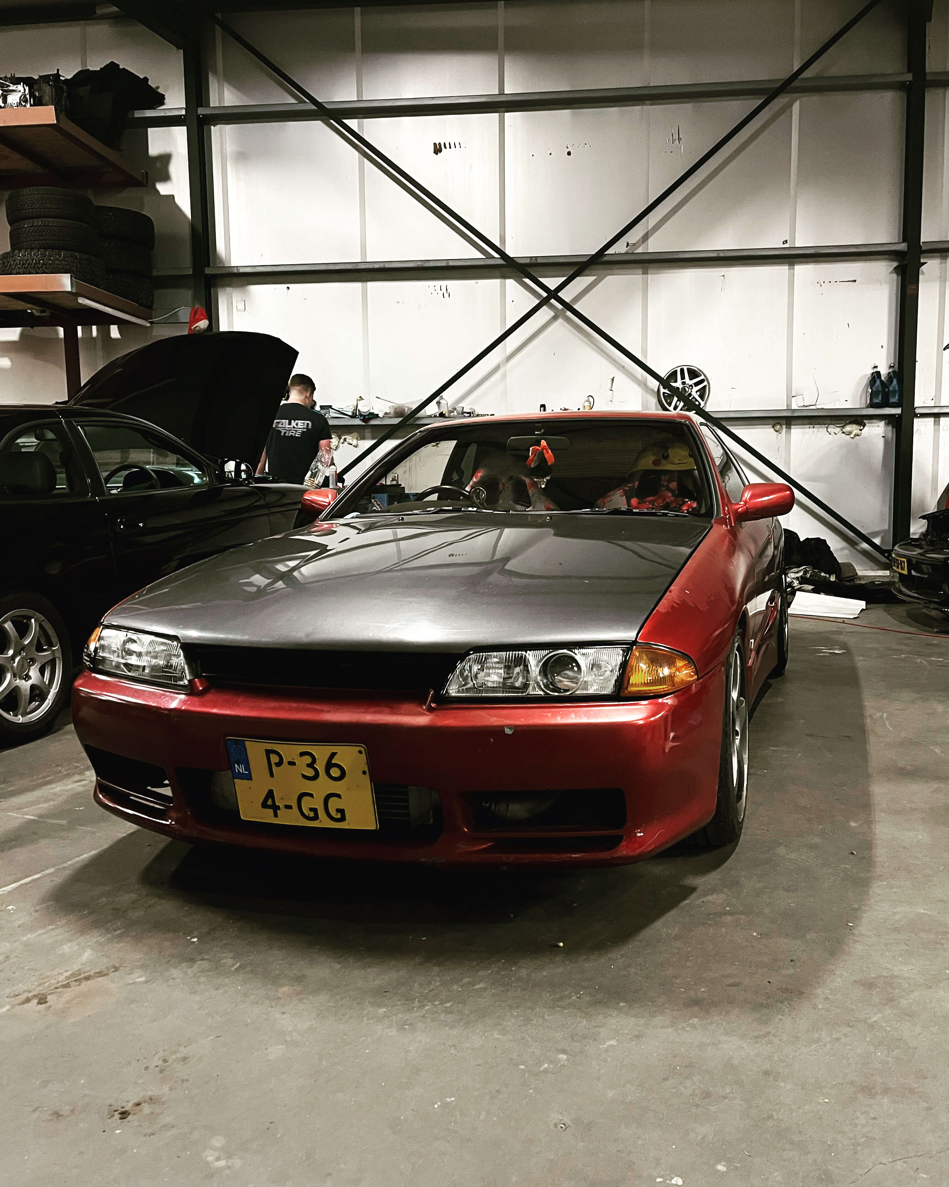 P-364-GG: NISSAN SKYLINE R32 uit 1990