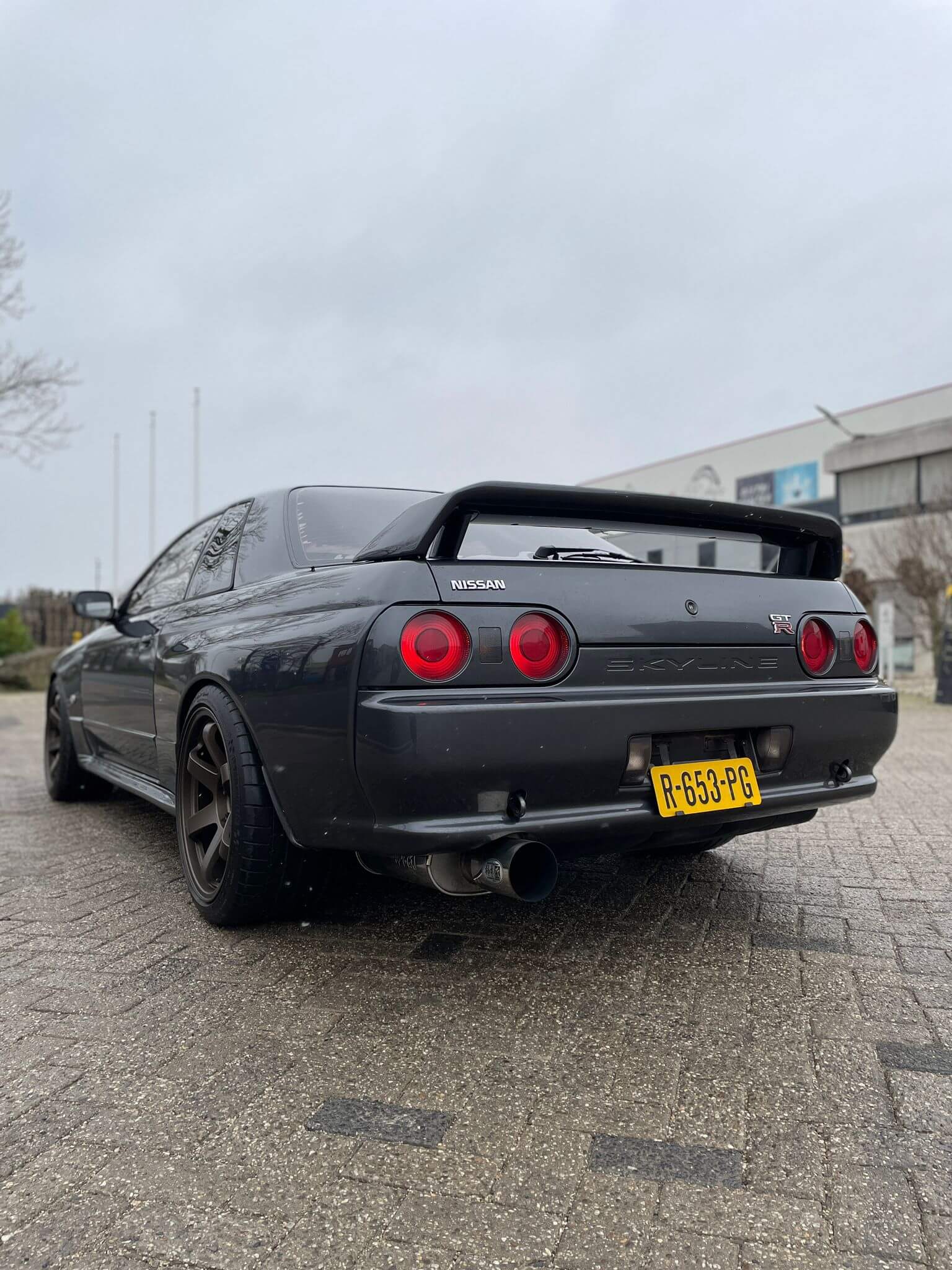 R-653-PG: NISSAN GTR uit 1989