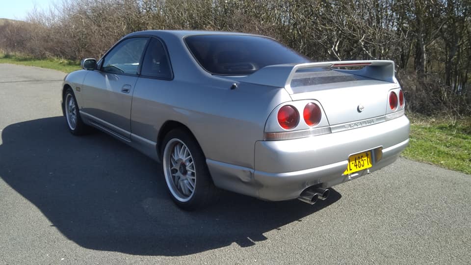 TL-485-T: NISSAN SKYLINE uit 1997