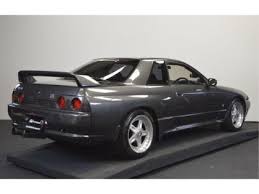 TS-732-X: NISSAN SKYLINE uit 1992