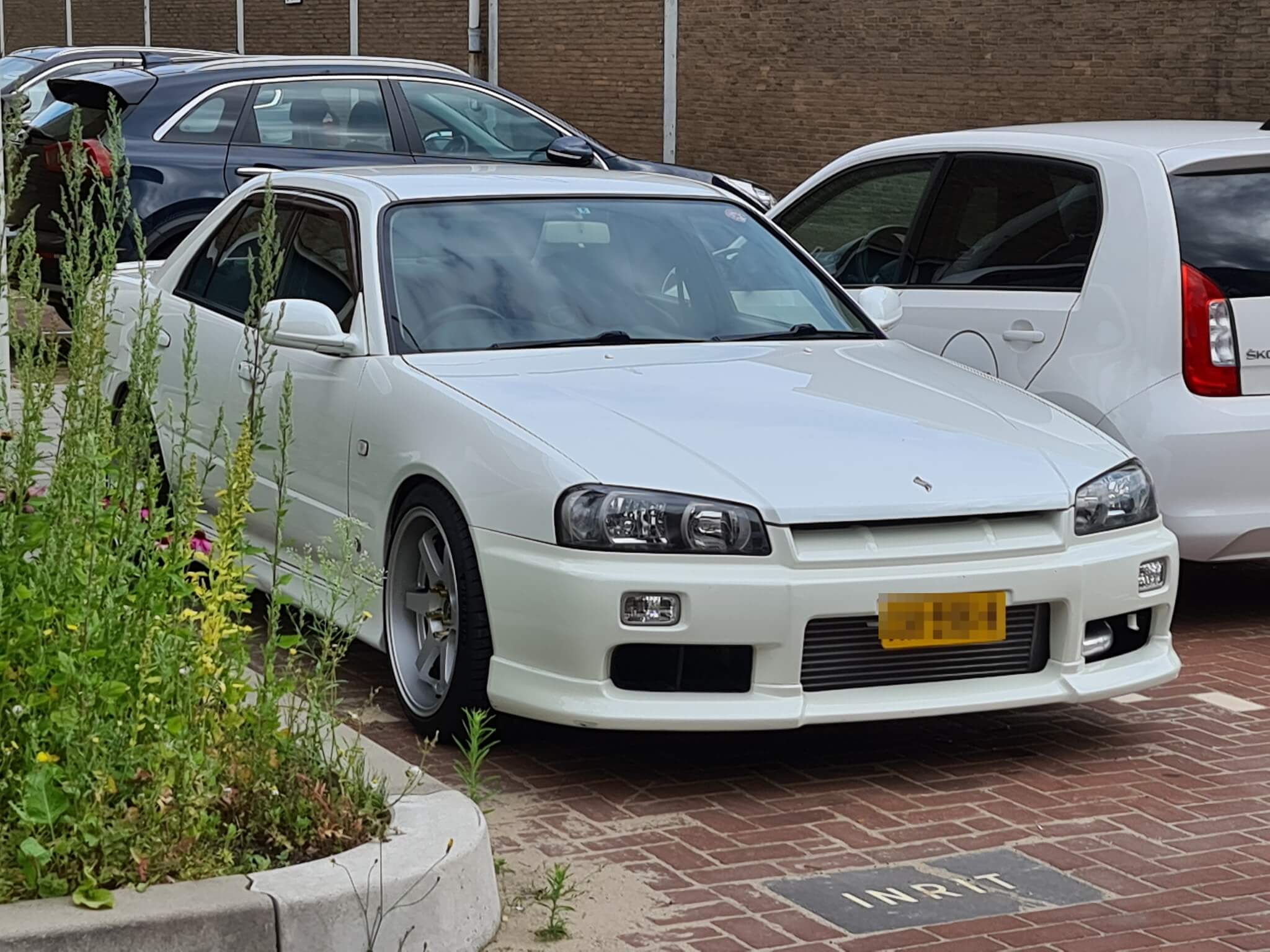 XH-596-R: NISSAN SKYLINE GT-T uit 1998