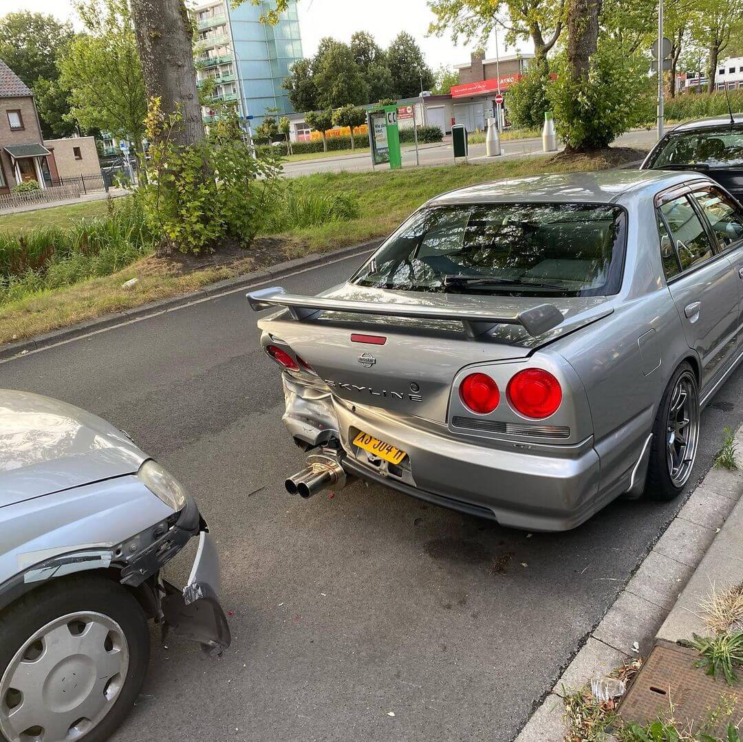 XS-504-H: NISSAN SKYLINE GT uit 1999