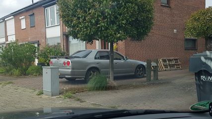 ZF-315-D: NISSAN SKYLINE uit 1998