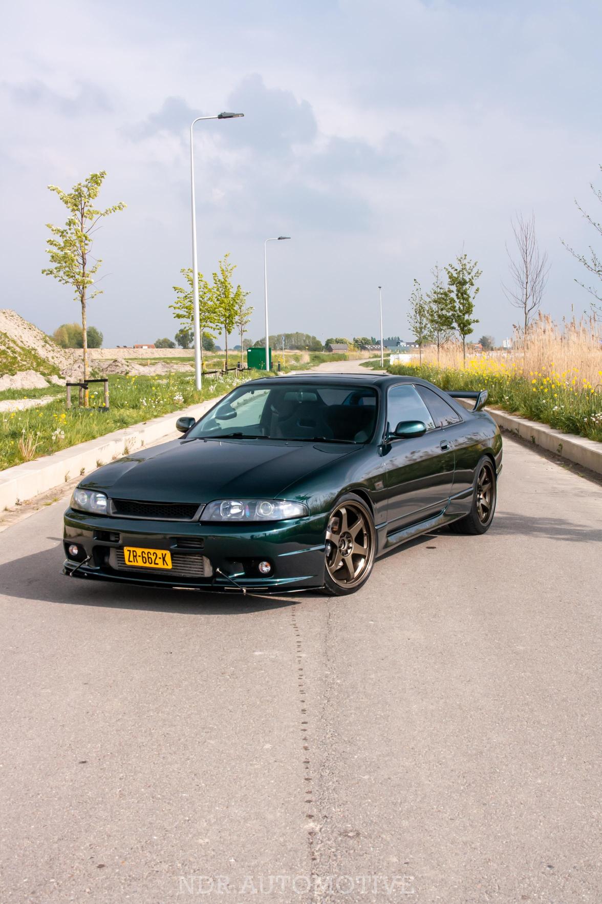 ZR-662-K: NISSAN SKYLINE uit 1993