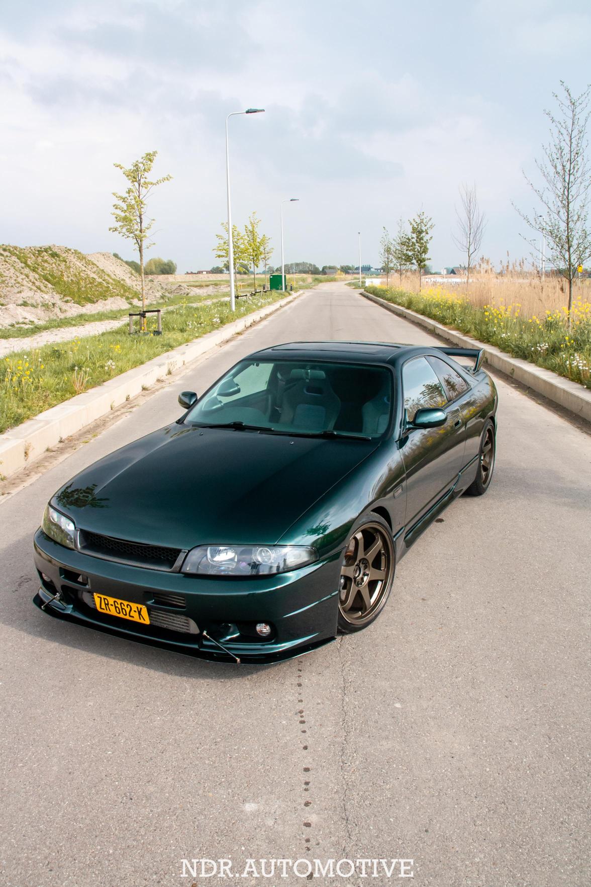 ZR-662-K: NISSAN SKYLINE uit 1993