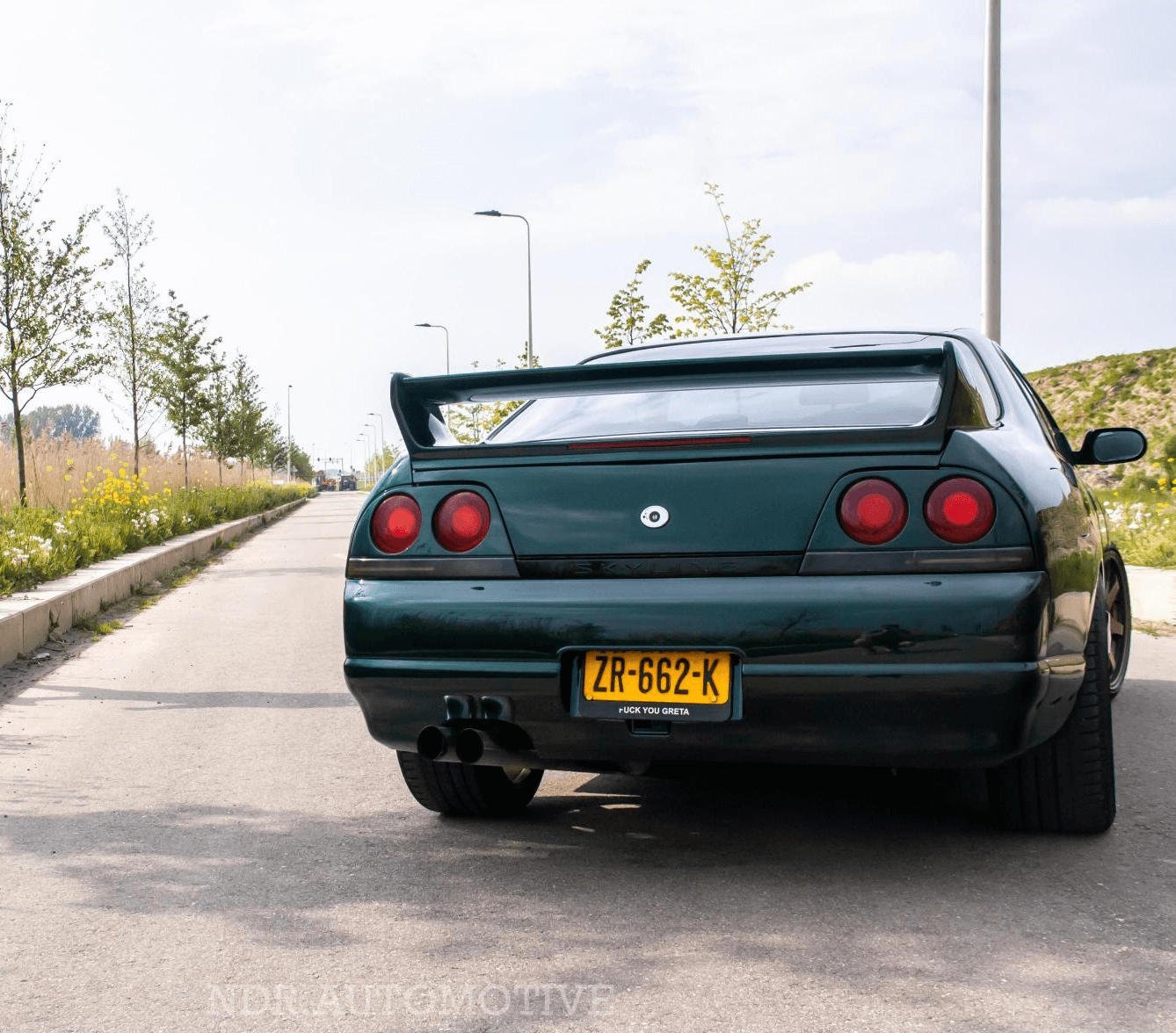 ZR-662-K: NISSAN SKYLINE uit 1993